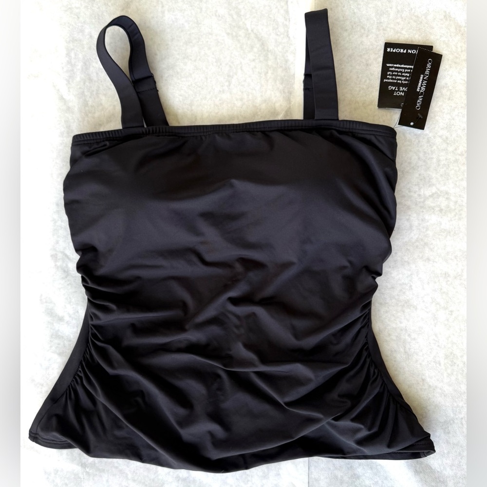 NWT Carmen Mark Valvo swimwear top lined with padded shelf bra - top only